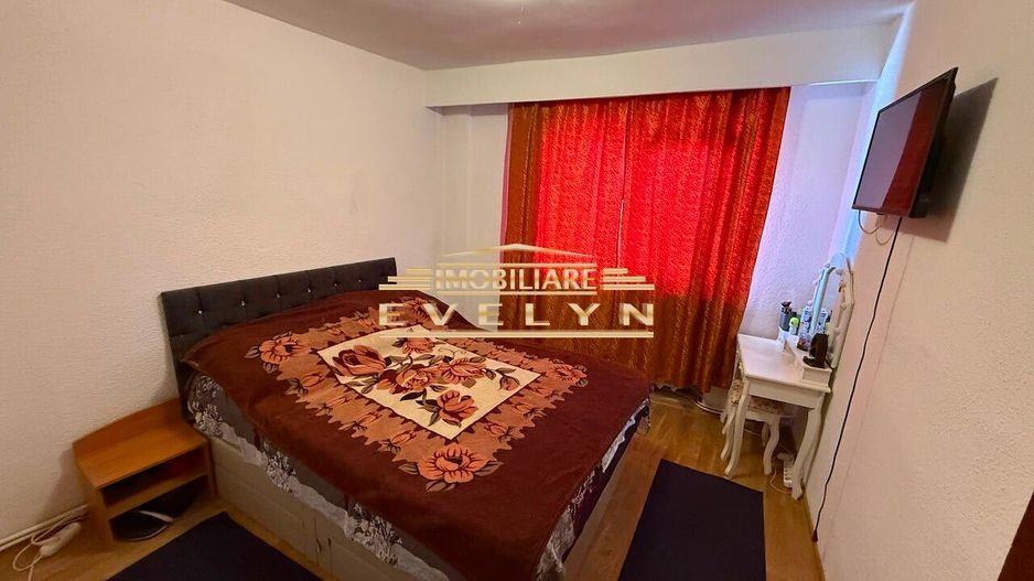 Apartament 3 camere de vânzare – Piața Mare - Poză 2