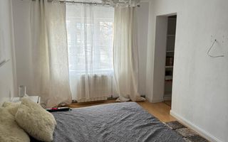 🏡 Casă spațioasă de vânzare - 210.000 € - Poză 3