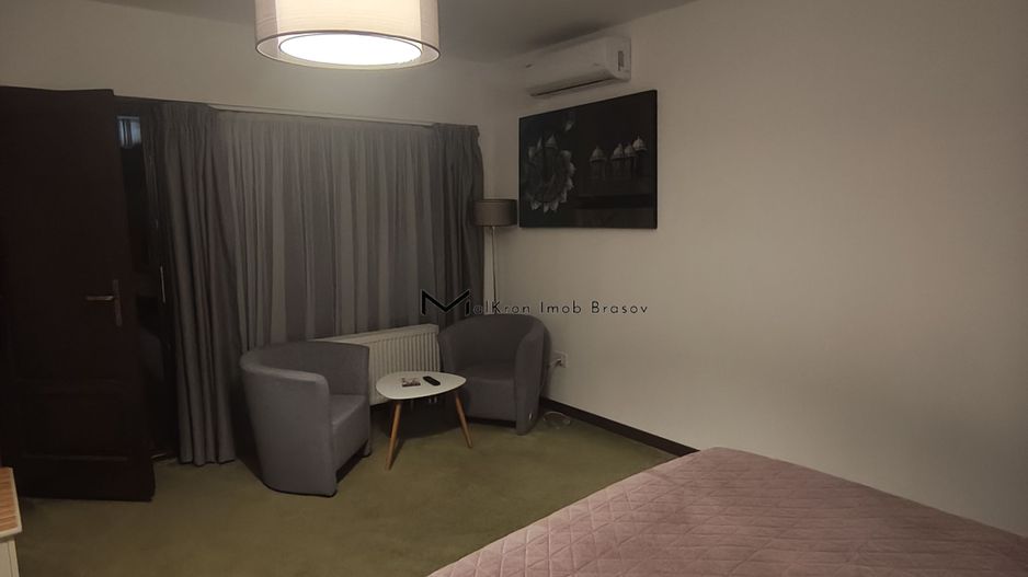 Imobil deosebit de vânzare în Centrul Vechi al Brașovului - Poză 8