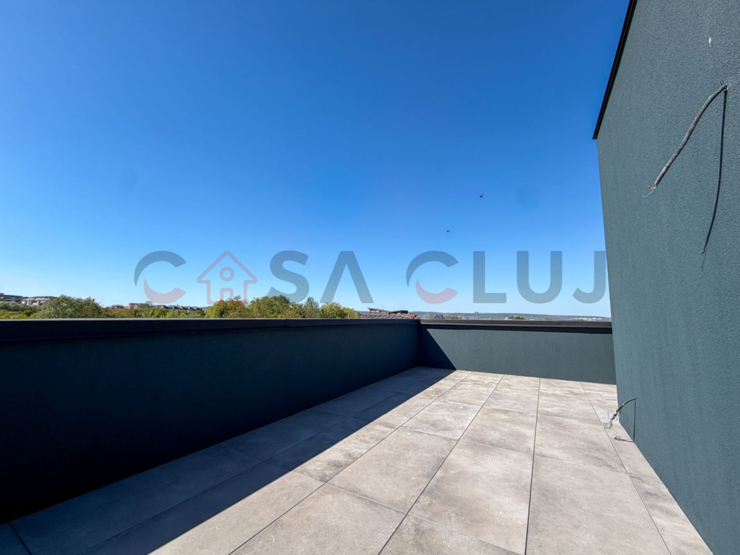 Casa cu arhitectura moderna, Buna Ziua - Poză 11