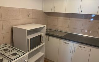 CENTRAL, în inima Clujului - renovat, ideal pentru locuit sau investiție! - Poză 3