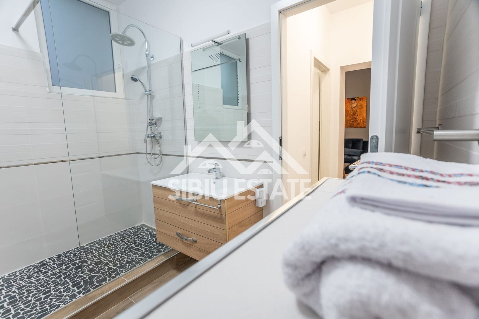Apartament de inchiriat 3 camere cu grădină-Zona Calea Cisnadiei - Poză 15