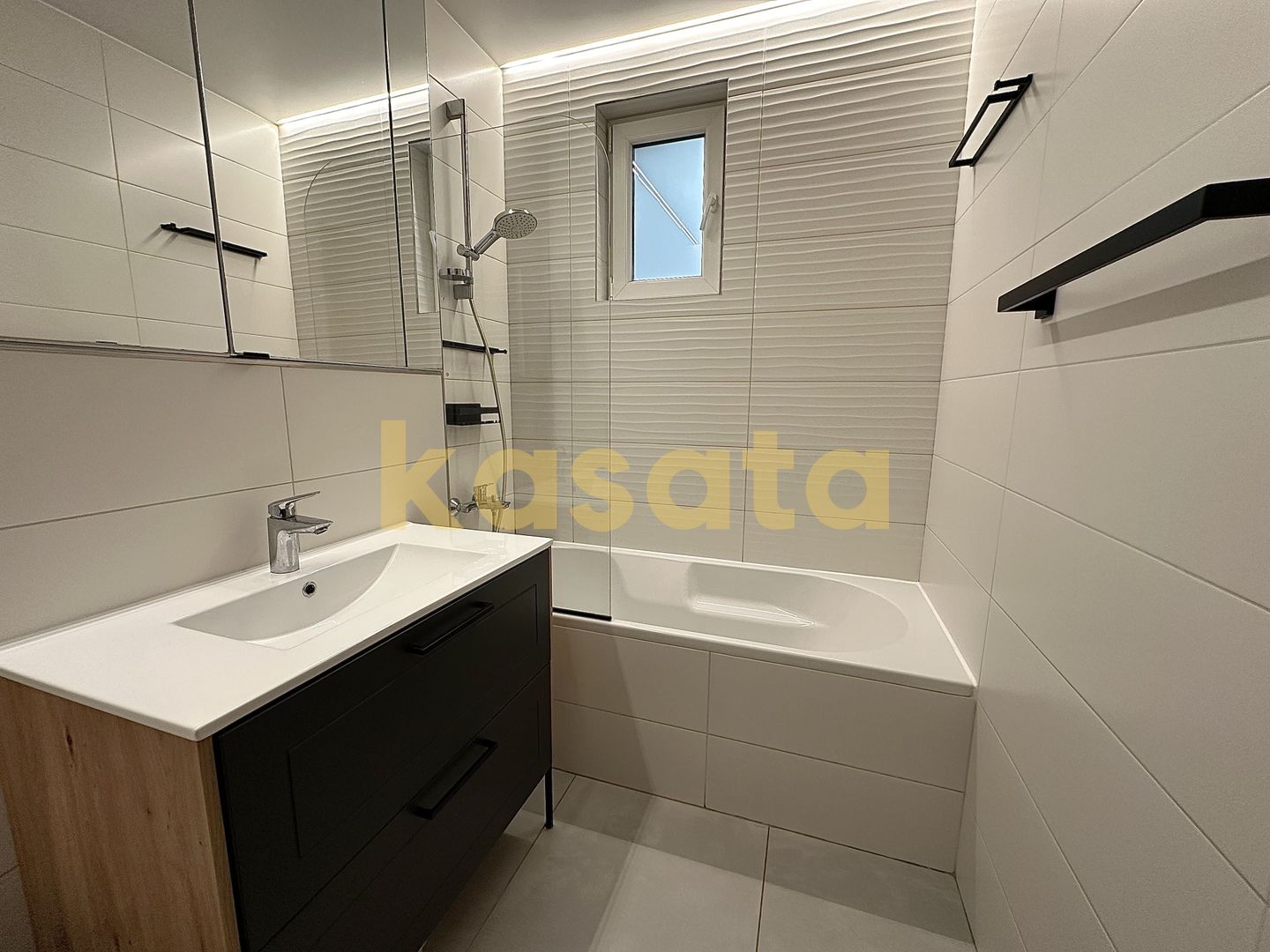 Apartament 4 Camere 🏡 | Etaj 1/6 🏢 | Fără Risc Seismic ✅| Boxă - Poză 26
