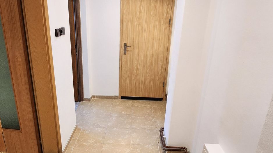 Spatiu birouri 140 mp - Poză 2