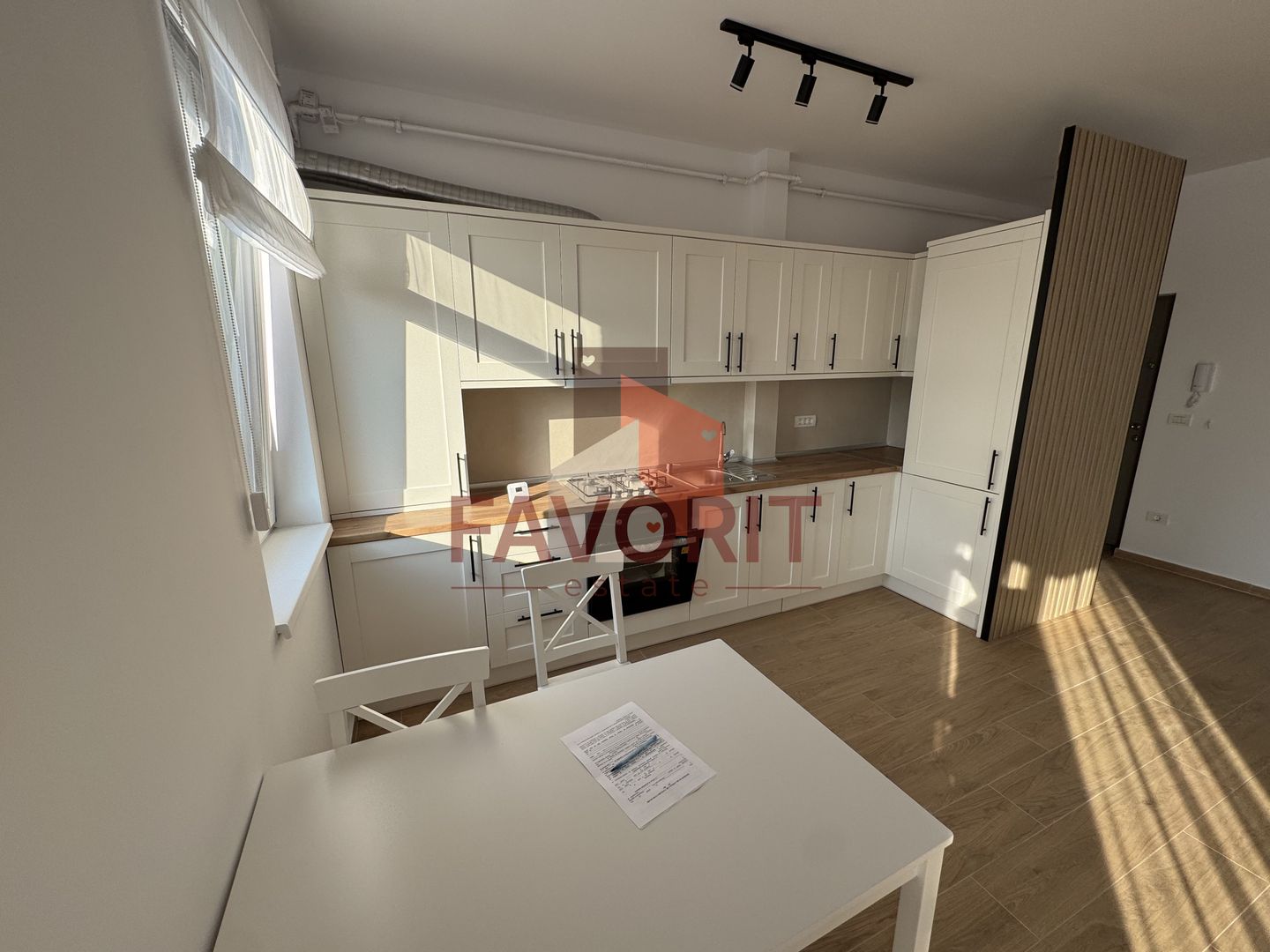 Disponibil imediat. 1 loc de parcare in CF. TVA 21% inclus. - Poză 3