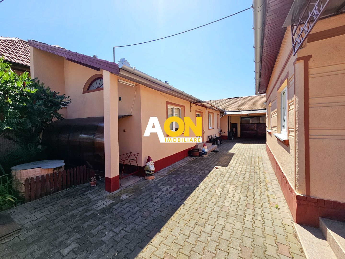 Casa cu 2 corpuri de cladire, 744 mp teren, toate utilitatile, Micesti - Poză 2