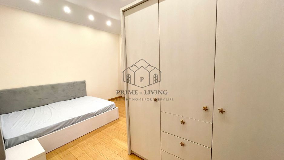 VILA CU 6 CAMERE LA INCHIRIERE IN ZONA PIPERA - Poză 17