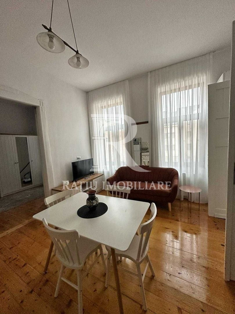 Apartament cu 2 camere | Zona Ultracentrala | Oradea - Poză 2