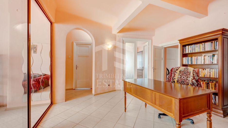 Zona C Calarrasilor ,apartament în imobil interbelic - Poză 8