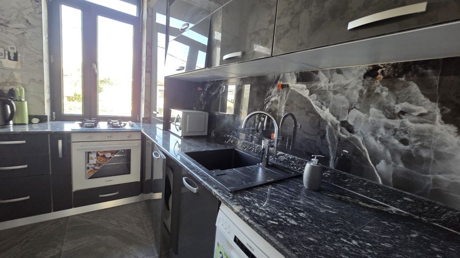 Apartament 3 camere decomandat-Parcul Carol - Poză 8