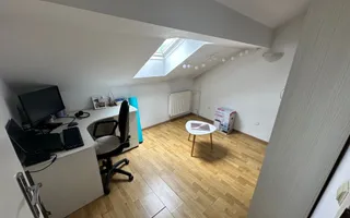 Casă / Vilă cu 5 camere zona Lunei - Poză 33