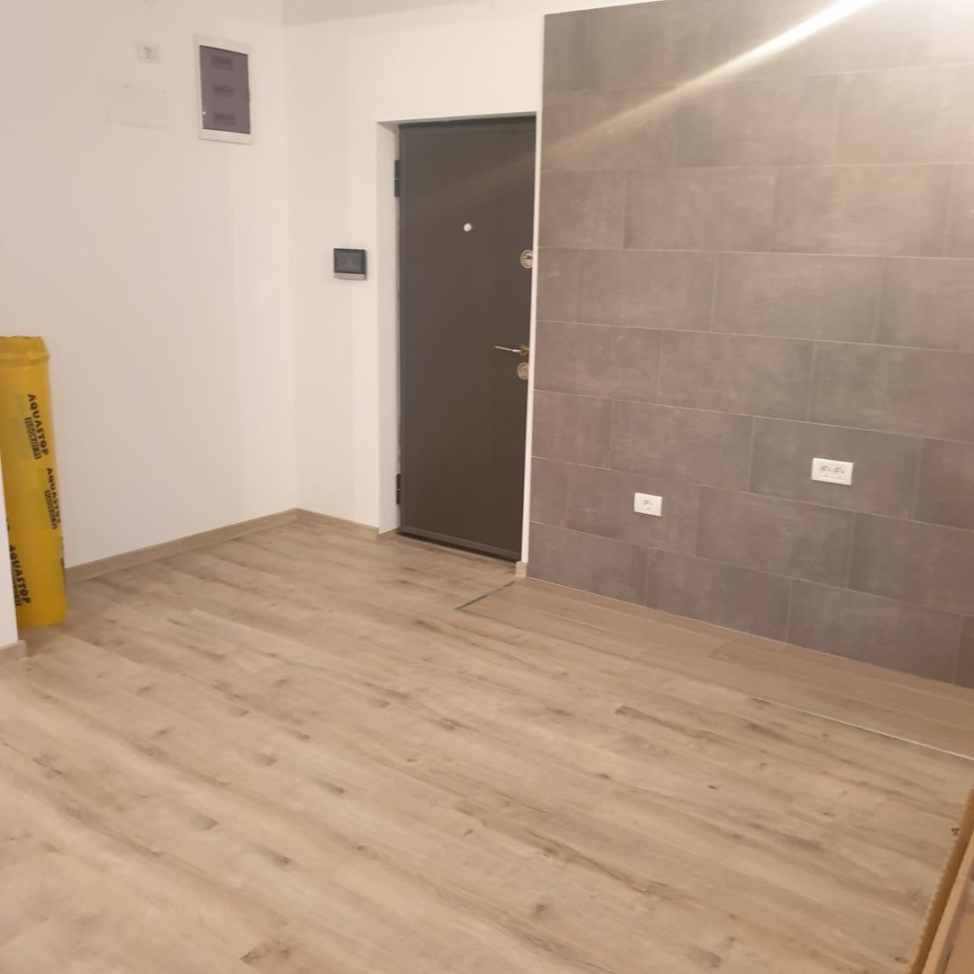 Zona Hotel IQ - Poză 3
