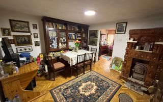 Casă corp C1 84mp + casă corp C2 51mp+garaj+ grădină și teren 889mp - Poză 9