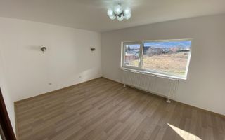 Duplex de vânzare | 4 camere | 160 mpu | Curte 370 mp | Cisnădie - Poză 10