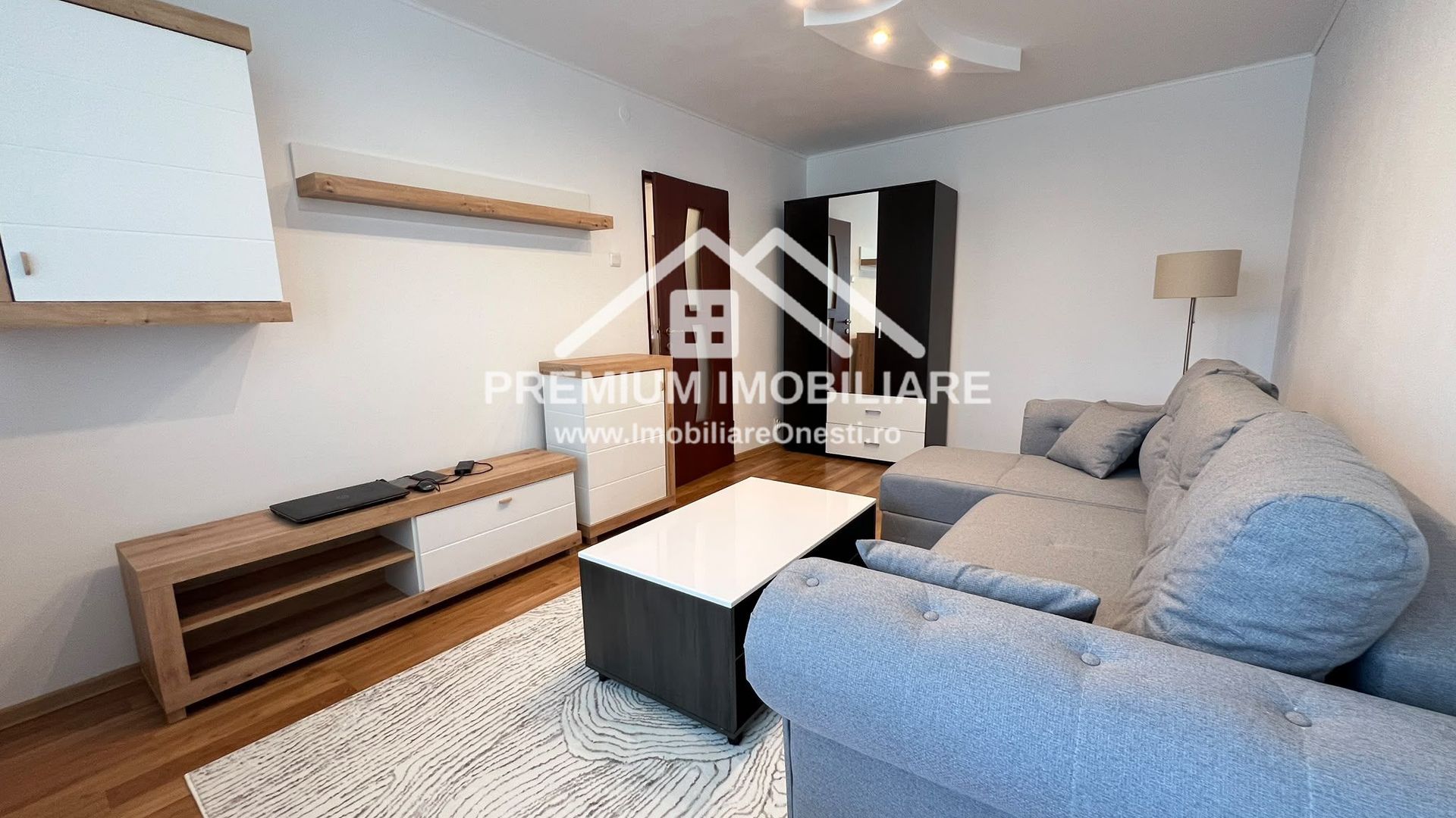 Apartament 2 camere decomandate Zona de Sus - Poză 1