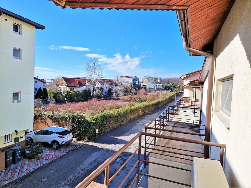 Vilă duplex Pipera, grădină, parcare - Poză 18