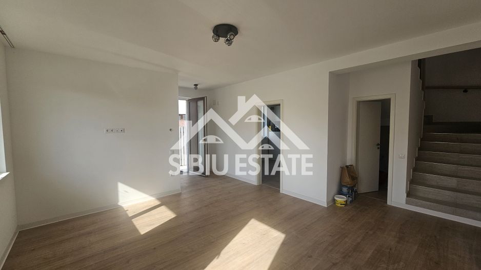 Casa de inchiriat, 4 camere, 2 bai, Sibiu Calea Cisnadiei - Poză 10