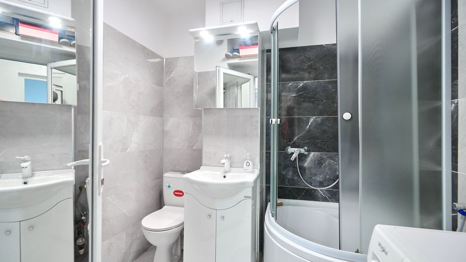Garsonieră decomandată - Complet renovată -  Parter – Prundu - Poză 6