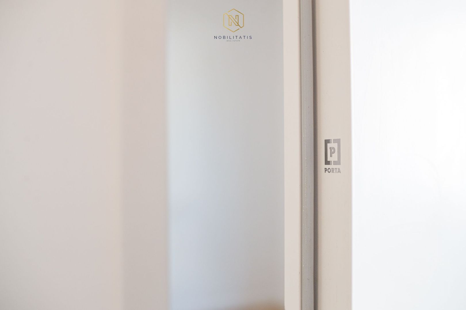 Imobil NOU pentru SPATII BIROURI | 187 mp & 2 locuri parcare - Poză 24