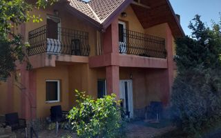 Vilă de închiriat în Bucium, vis-a-vis de Lidl – 4 camere, mobilată, 800 euro/lună - Poză 1