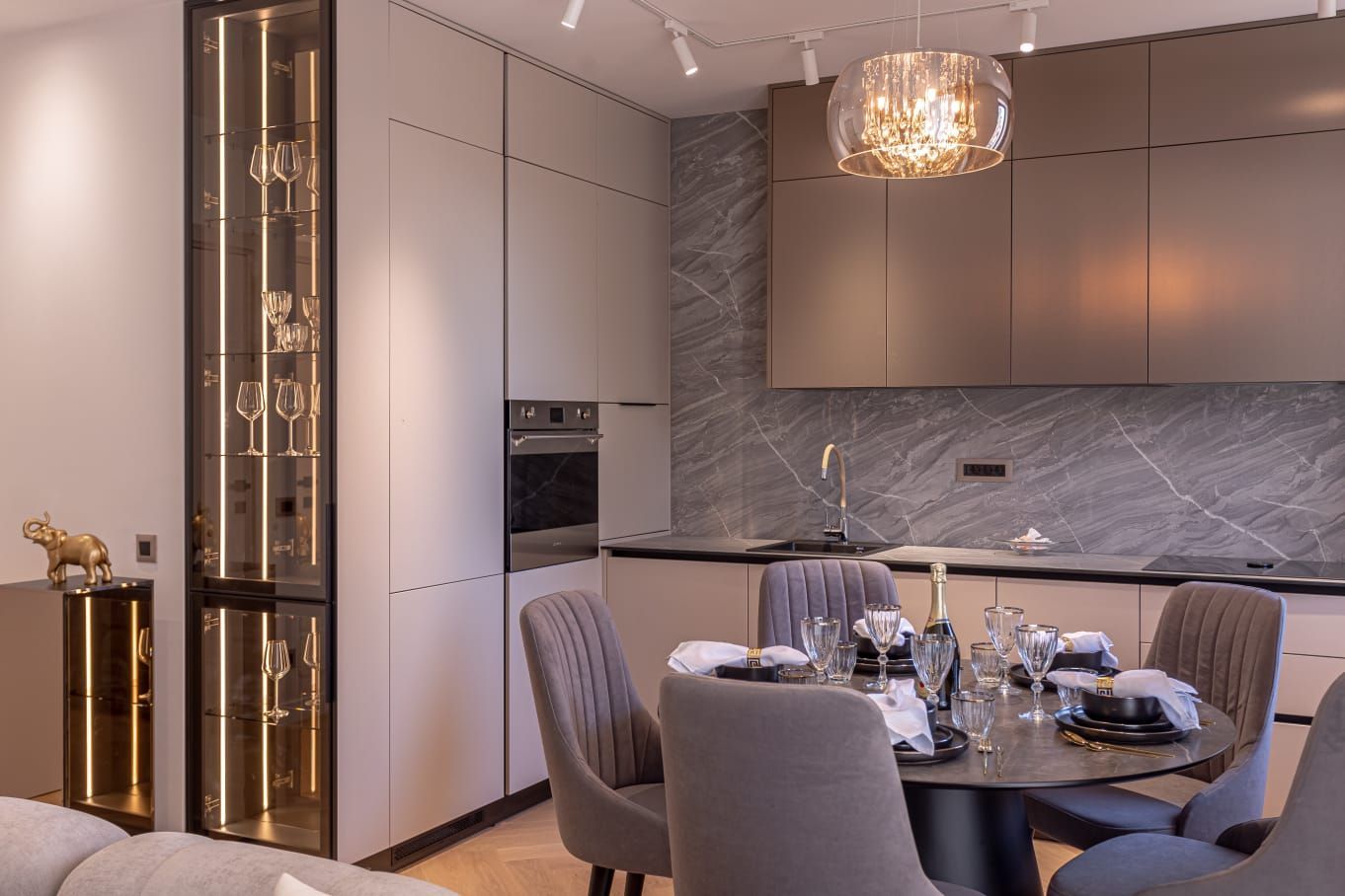 LUXURY 2 ROOMS EROU IANCU NICOLAE - Poză 3