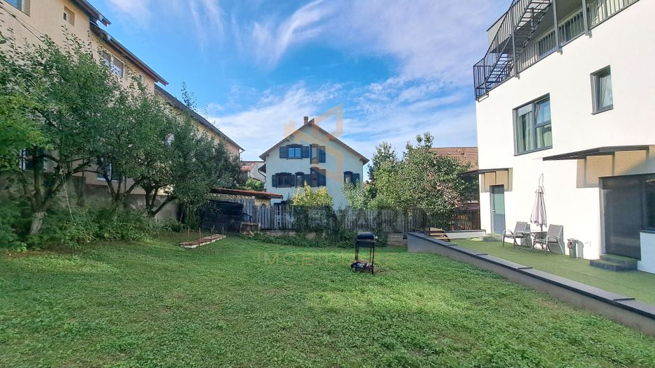 Penthouse 150 mp utili+ terase 200 mp+ 2 parcari subterane +curte 120 mp - Poză 21