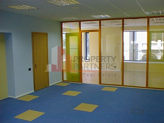 Cladire de birouri  Str. Polona - Str. Mihai Eminescu - Poză 4