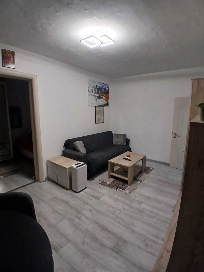 Proprietar. Apartament 2 camere , Craiova Valea Rosie - Poză 4