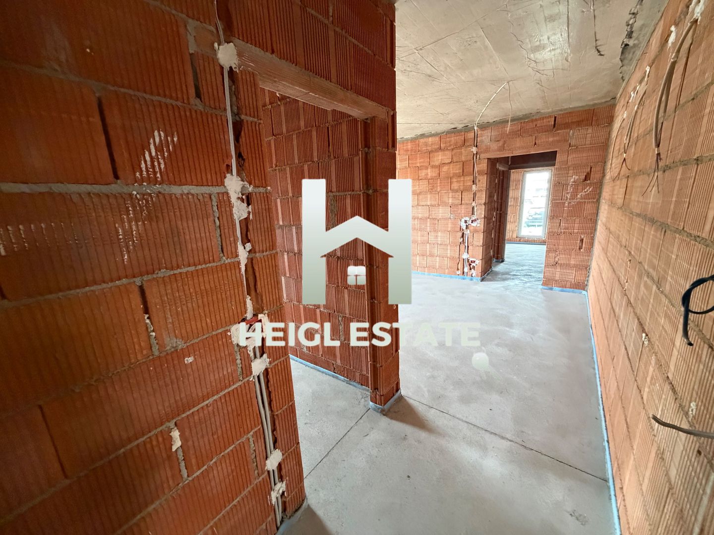 Apartament cu 2 camere in Giroc - Poză 2