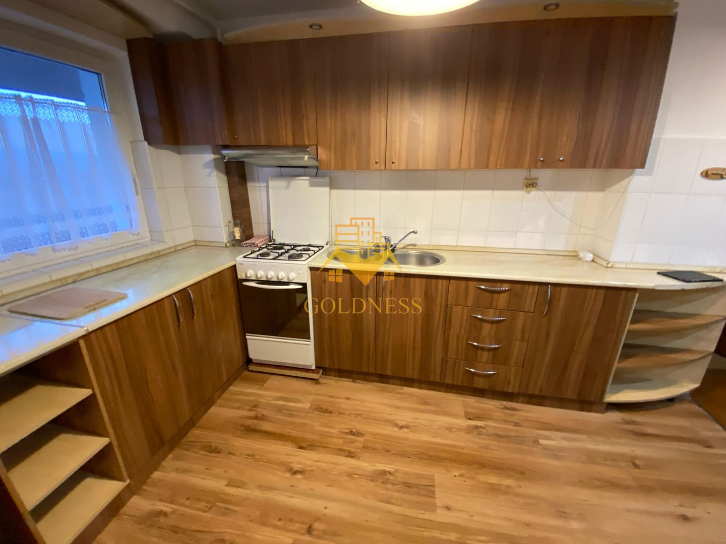 2 camere decomandate, balcon, Marasti, OMV, Iulius Mall, Fsega,Parcare - Poză 2