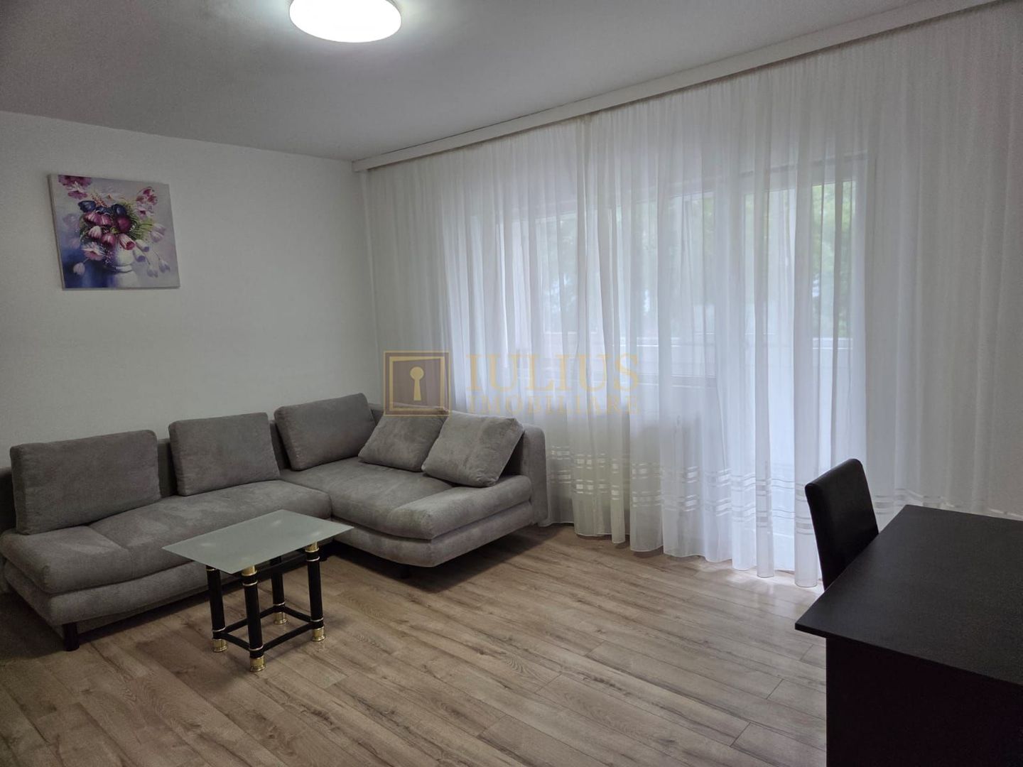 Apartament in zona Spitalului Judetean - Poză 1