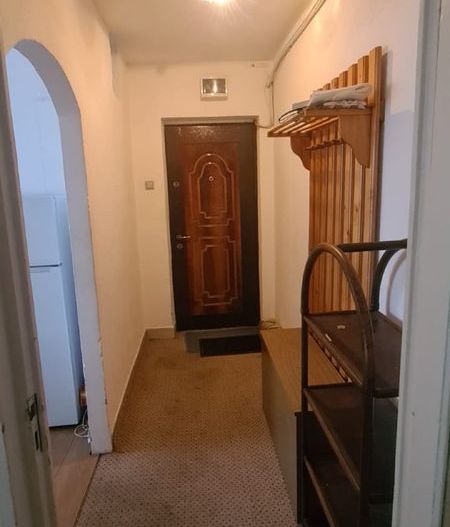 BRASADAS vinde ap 2 cam etaj 44 zona ultracentrala. - Poză 2