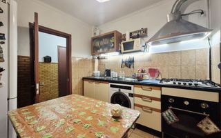 Apartament 3 camere decomandat - Mircea Cel Batran - 123.000 euro ! - Poză 9