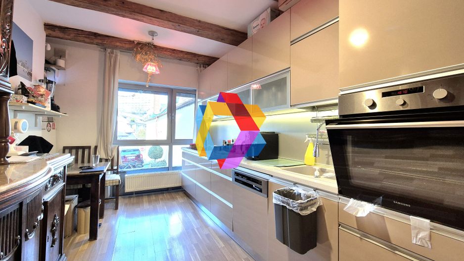 Proprietar - casa 5 camere singur in curte zona Brasovechi Crisan - Poză 1