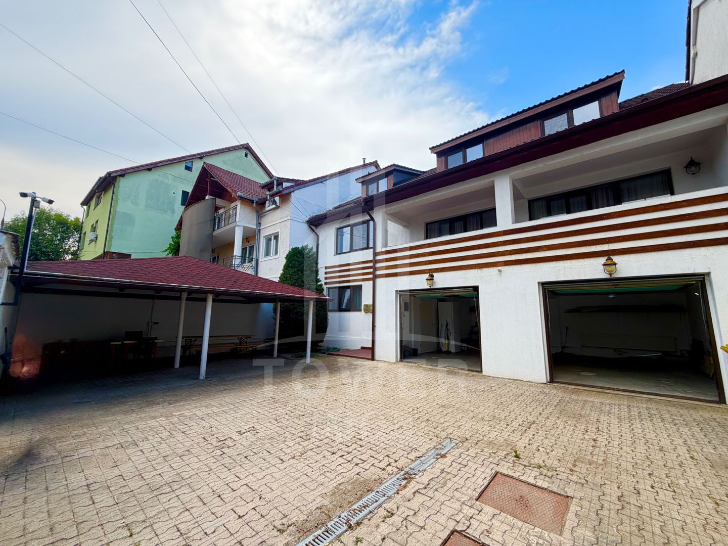 Casă premium de vânzare- zona Ștrand - Poză 1