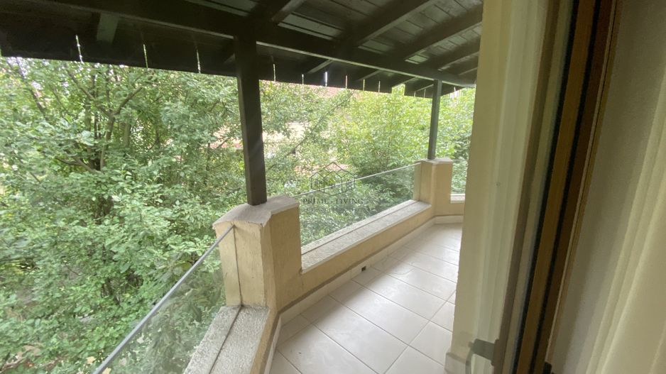 VILA CU 7 CAMERE IN COMPLEX REZIDENTIAL IN IANCU NICOLAE - Poză 10