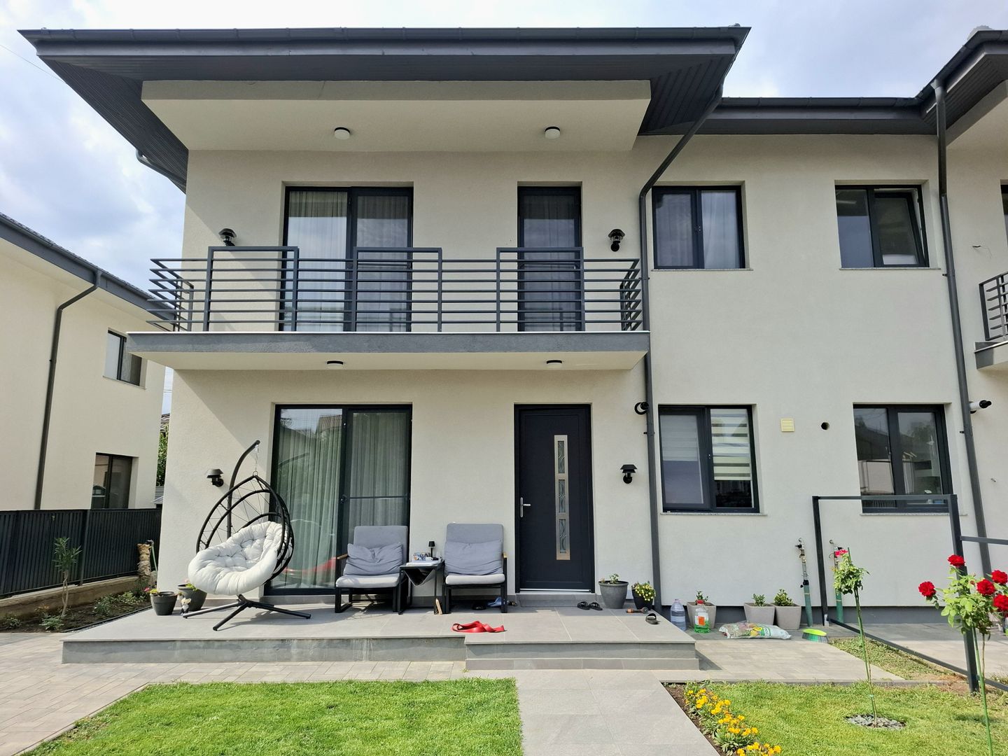 Casa tip duplex de vanzare, zona Buna Vestire - Poză 1