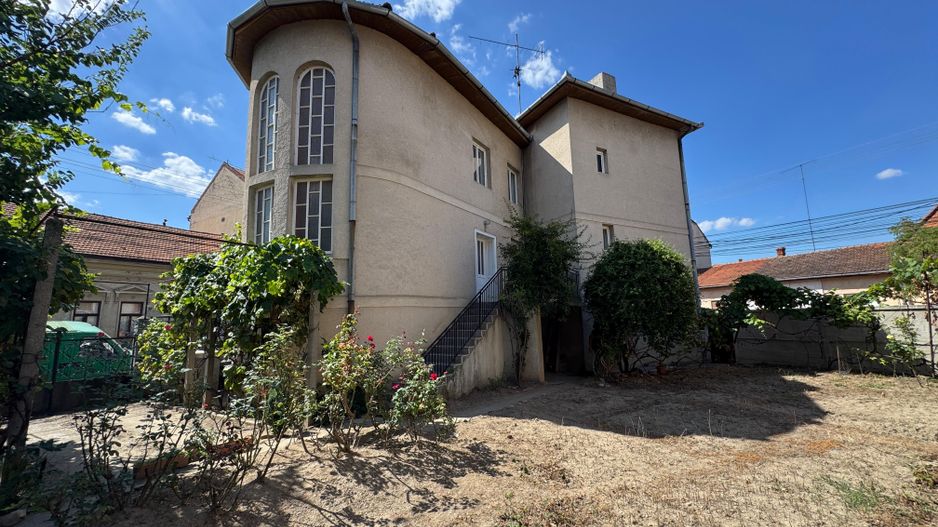 Casă de vânzare în Lugoj – Strada Grozăvescu - Poză 5