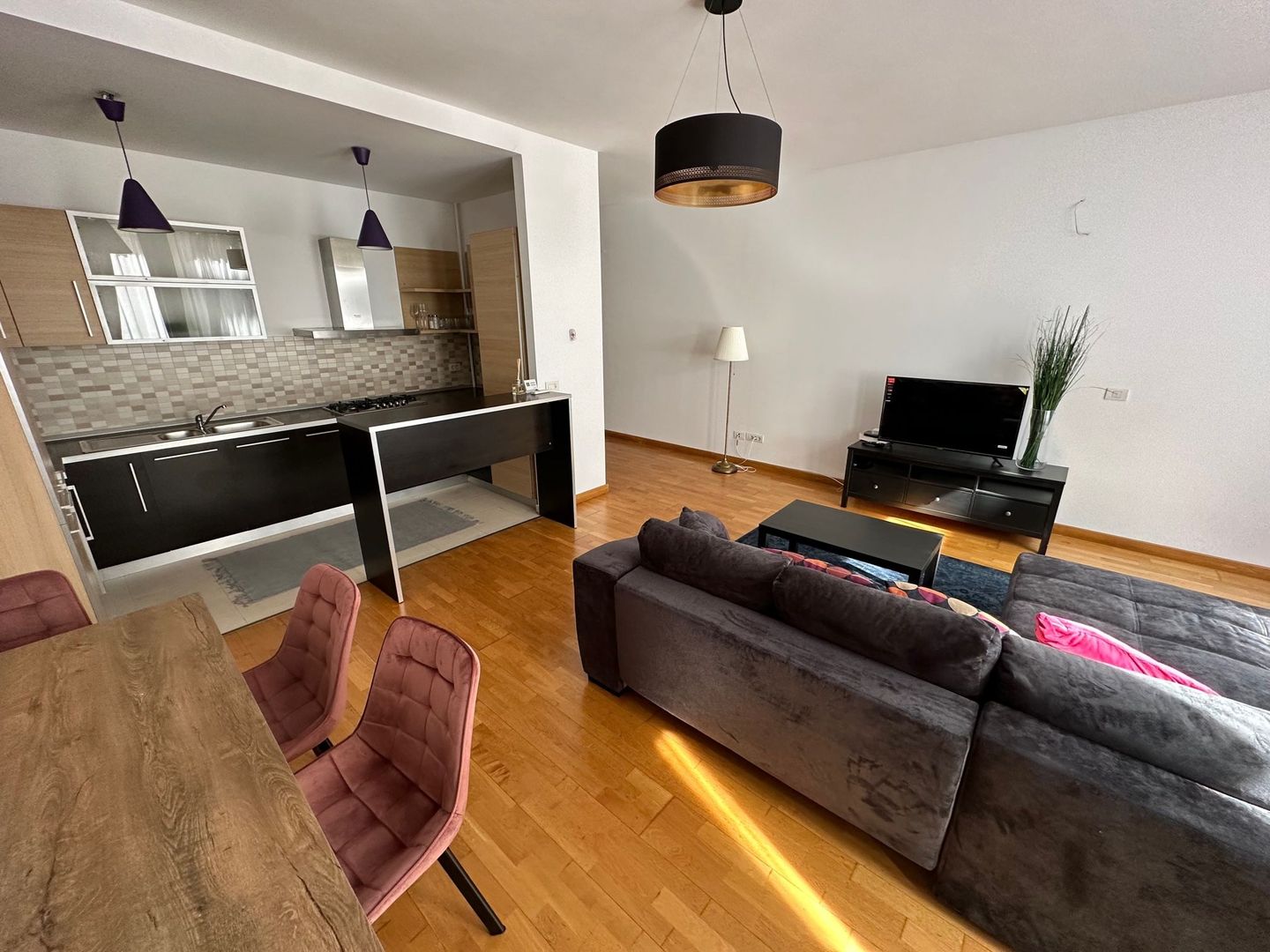 Apartament spatios - Poză 3