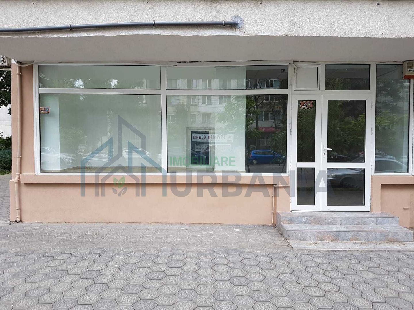 Inchiriez spatiu comercial 93 mp, Iasi, B-dul Alexandru Cel Bun, nr40 - Poză 1