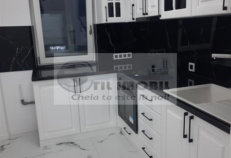 LUX APARTAMENT 2 CAMERE DECOMANDAT PODU DE FIER - Poză 1