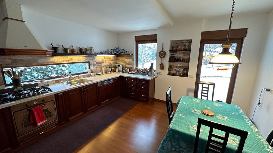 Casa calduroasa și primitoare  Dumbravita - Parc Primărie - Poză 18