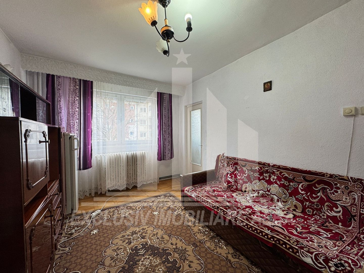 Apartament 2 camere | 40 mp | Etaj 2 | Mobilat complet | Cetate - Poză 2