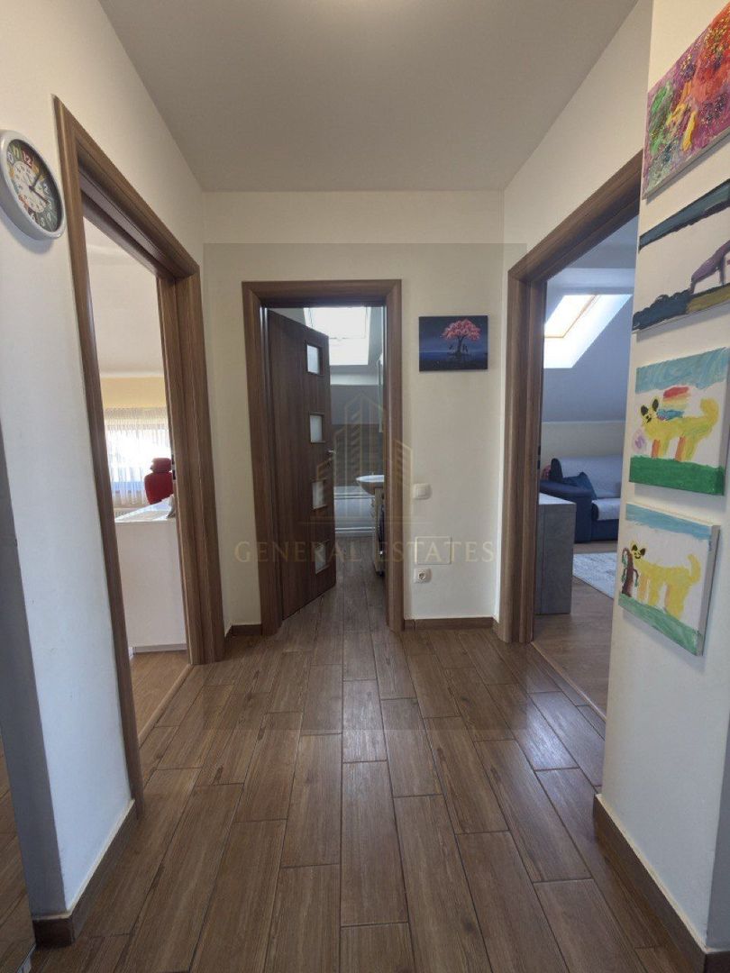Apartament 2 camere Sanpetru cu parcare inclusă - Poză 4