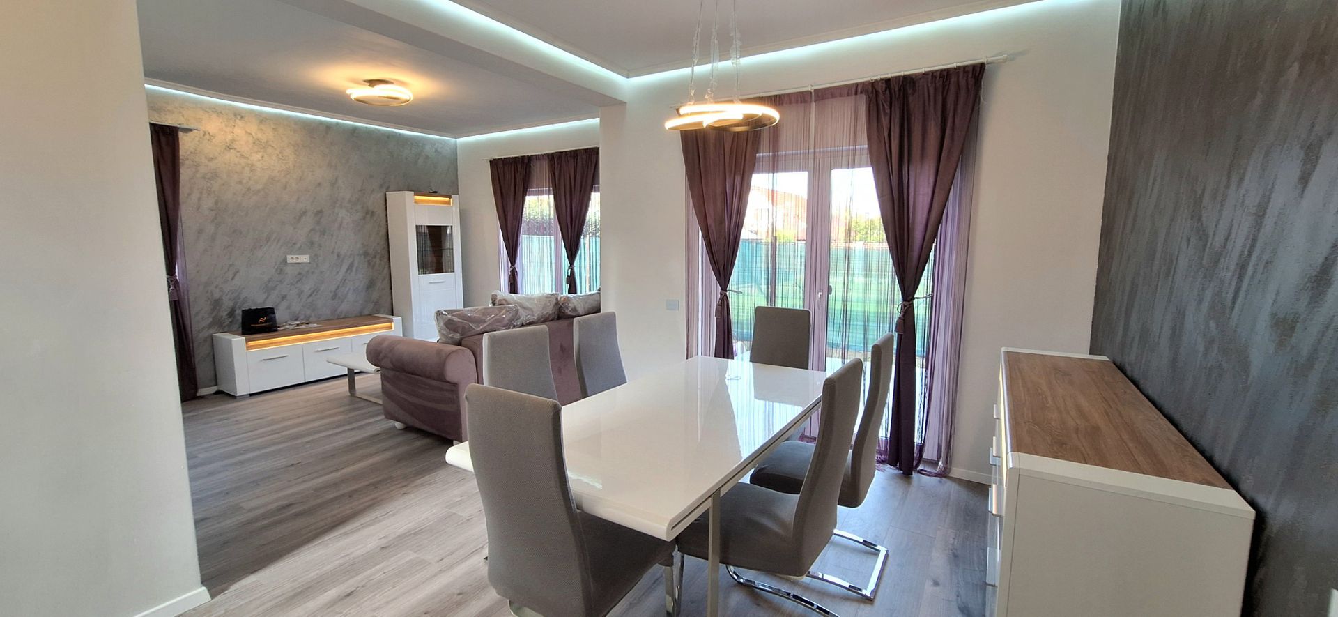 Duplex superb despartit prin garaj - Poză 15