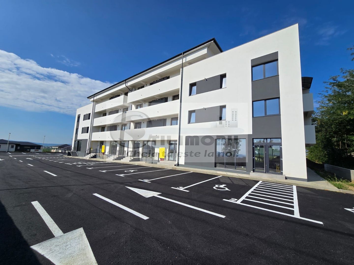 Apartament 1 camera  36.45 m--finalizare noiembrie 53.900 Euro - Poză 2