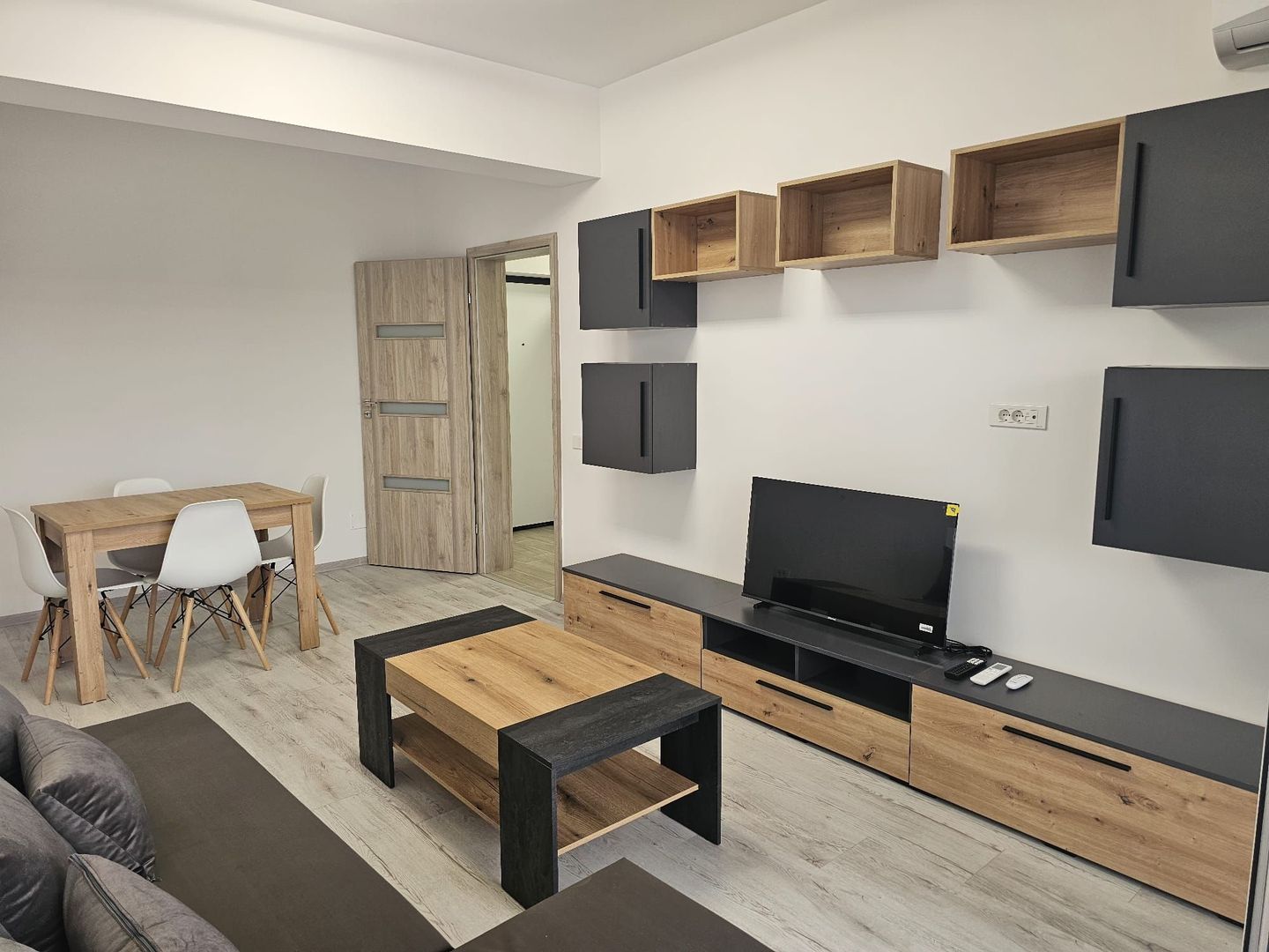 Apartament 2 camere, parcare inclusa, prima inchiriere, Metalurgiei - Poză 1
