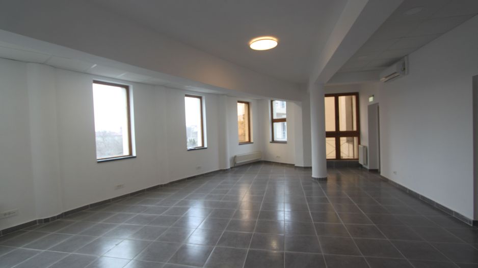 Spatiu birouri E+M - 205mp - zona L. Rebreanu - Poză 18