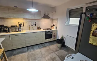 CASĂ P+1 DE VÂNZARE  CARTIERUL LATIN – TEREN 400 MP  - GARAJ - Poză 12