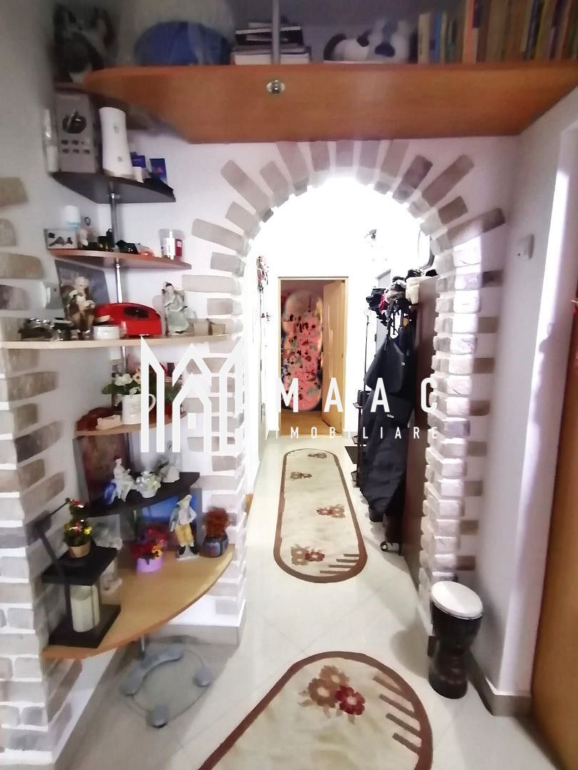 Apartament 3 camere I Decomandat I Zona Vasile Aaron - Poză 7